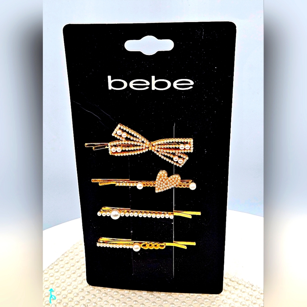 Bebe 4 piece Pearl Hair Set